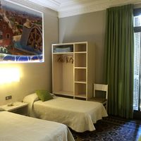 Отель (гостиница) в большом городе в Испании, Каталония, Барселона, 400 кв.м.