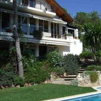 Villa in the mountains, in the forest, at the seaside in Spain, Catalunya, Castelldefels, 300 sq.m.