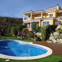 Villa at the seaside in Spain, Catalunya, Teia, 420 sq.m.