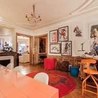 Flat in France, Paris, 196 sq.m.