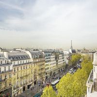 Flat in France, Paris, 73 sq.m.