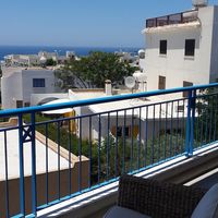 Apartment at the seaside in Republic of Cyprus, Eparchia Pafou, 120 sq.m.