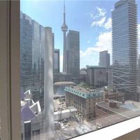 Апартаменты в большом городе в Канаде, Торонто, 170 кв.м.