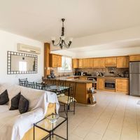 Villa in Republic of Cyprus, Eparchia Pafou, 200 sq.m.