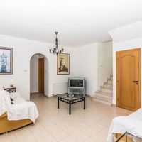 Villa in Republic of Cyprus, Eparchia Pafou, 200 sq.m.