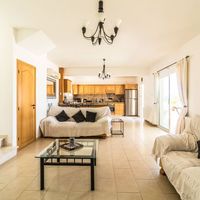 Villa in Republic of Cyprus, Eparchia Pafou, 200 sq.m.