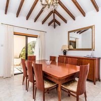 Bungalow in Republic of Cyprus, Eparchia Pafou, 215 sq.m.