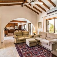 Bungalow in Republic of Cyprus, Eparchia Pafou, 215 sq.m.