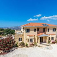 Villa in Republic of Cyprus, Eparchia Pafou, 280 sq.m.