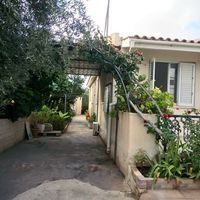 Дом в большом городе на Кипре, Пафос, 140 кв.м.