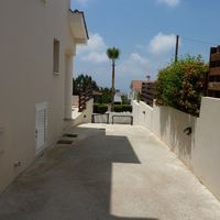 Villa in the suburbs in Republic of Cyprus, Eparchia Pafou, 140 sq.m.