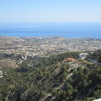 Villa in the suburbs in Republic of Cyprus, Eparchia Pafou, 550 sq.m.