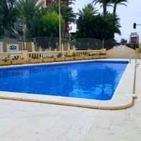 Апартаменты в большом городе, на спа-курорте, у озера, у моря в Испании, Валенсия, Торревьеха, 60 кв.м.