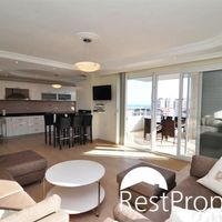 Пентхаус на спа-курорте, в пригороде, у моря в Турции, Аланья, 240 кв.м.