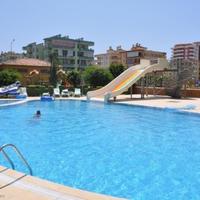 Квартира на второй линии моря/озера, в центре города в Турции, 125 кв.м.