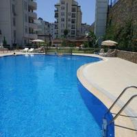 Квартира на второй линии моря/озера, в центре города в Турции, 68 кв.м.