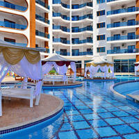 Квартира в центре города, в пригороде в Турции, 81 кв.м.