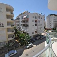 Квартира на второй линии моря/озера, в центре города в Турции, 68 кв.м.