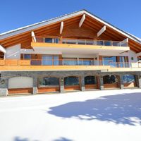 Chalet in Switzerland, Crans-Montana, 817 sq.m.