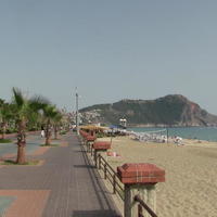 Квартира в центре города, на первой линии моря/озера в Турции, 65 кв.м.