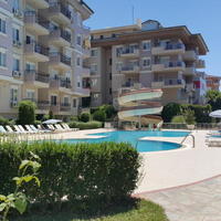 Квартира на второй линии моря/озера, в центре города в Турции, 120 кв.м.