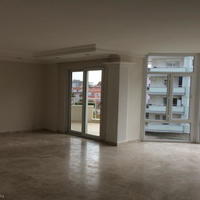 Квартира на второй линии моря/озера, в центре города в Турции, 100 кв.м.