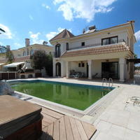 Вилла на первой линии моря/озера на Кипре, Пафос, Полис, 250 кв.м.