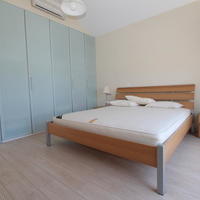 Вилла на первой линии моря/озера на Кипре, Протарас, 158 кв.м.