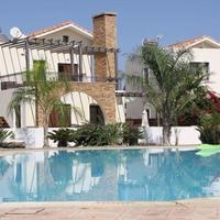 Villa at the second line of the sea / lake in Republic of Cyprus, Steni, 142 sq.m.
