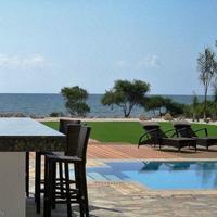 Villa at the first line of the sea / lake in Republic of Cyprus, Protaras, 165 sq.m.
