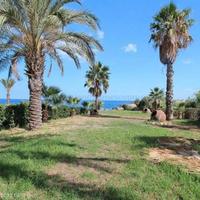 Вилла на первой линии моря/озера на Кипре, Полис, 250 кв.м.