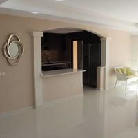 Apartment in the suburbs in Spain, Andalucia, 214 sq.m.