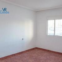 Flat at the first line of the sea / lake in Spain, Comunitat Valenciana, Alicante, 82 sq.m.