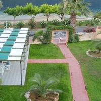 Hotel at the first line of the sea / lake in Greece, Central Greece, Lagonisi, 240 sq.m.
