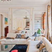 Flat in France, Paris, 237 sq.m.