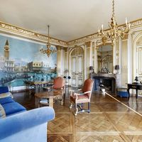 Flat in France, Paris, 200 sq.m.