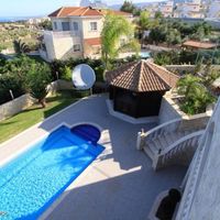 Villa at the seaside in Republic of Cyprus, Eparchia Pafou, 340 sq.m.