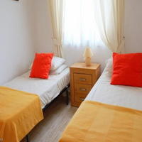 Bungalow in the suburbs in Spain, Comunitat Valenciana, Alicante, 80 sq.m.