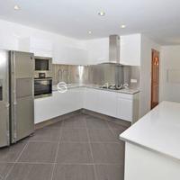 Villa in Guyane, 240 sq.m.