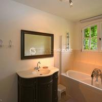 Villa in the suburbs in Guyane, 320 sq.m.