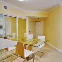 Flat in the city center, at the first line of the sea / lake in the USA, Florida, Bahama Beach, 95 sq.m.