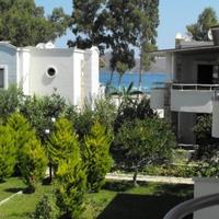 Квартира на первой линии моря/озера в Турции, 105 кв.м.