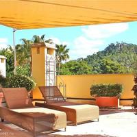 Penthouse at the second line of the sea / lake in Spain, Balearic Islands, Palma, 200 sq.m.