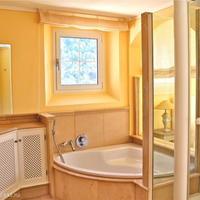 Penthouse at the second line of the sea / lake in Spain, Balearic Islands, Palma, 200 sq.m.