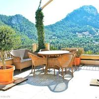 Penthouse at the second line of the sea / lake in Spain, Balearic Islands, Palma, 200 sq.m.