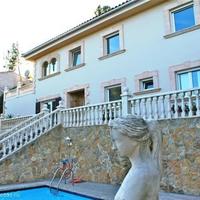 Villa in the suburbs in Spain, Balearic Islands, Palma, 270 sq.m.