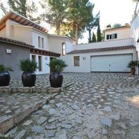 Villa in the suburbs in Spain, Balearic Islands, Palma, 400 sq.m.