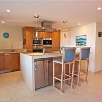 Flat at the first line of the sea / lake in Spain, Balearic Islands, Palma, 184 sq.m.