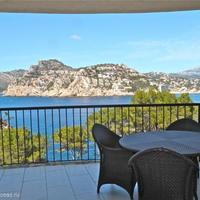 Flat at the first line of the sea / lake in Spain, Balearic Islands, Palma, 184 sq.m.