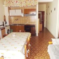 Apartment in the city center in Italy, Liguria, Vibo Valentia, 73 sq.m.